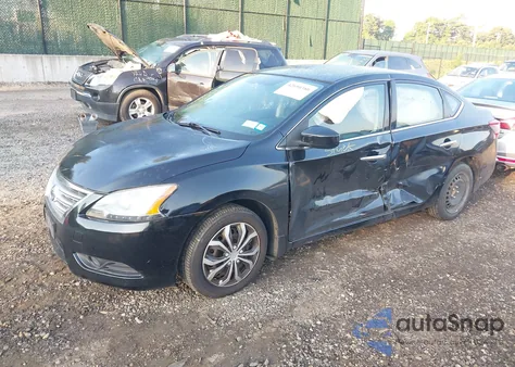 2015 Nissan Sentra S z USA, uszkodzony, nr VIN 3N1AB7AP2FY332011